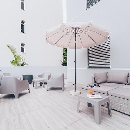 Elephant 2Br Apartment With Terrace, Side Sea View And Pool Access Funchal  Eksteriør billede