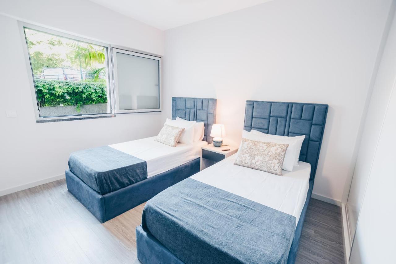 Elephant 2Br Apartment With Terrace, Side Sea View And Pool Access Funchal  Eksteriør billede