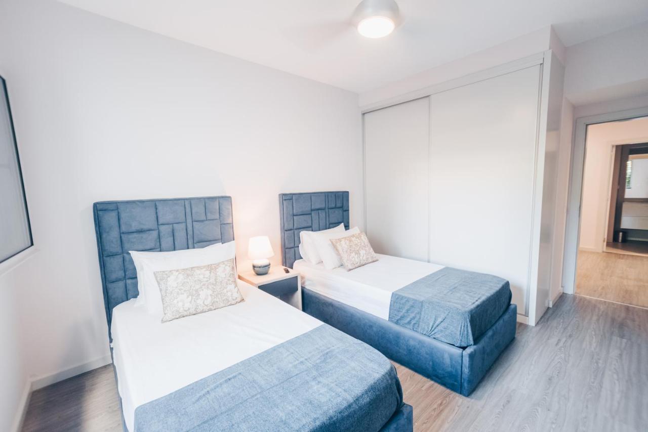 Elephant 2Br Apartment With Terrace, Side Sea View And Pool Access Funchal  Eksteriør billede